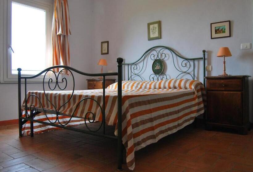 침실 4개 아파트, Agriturismi Farina