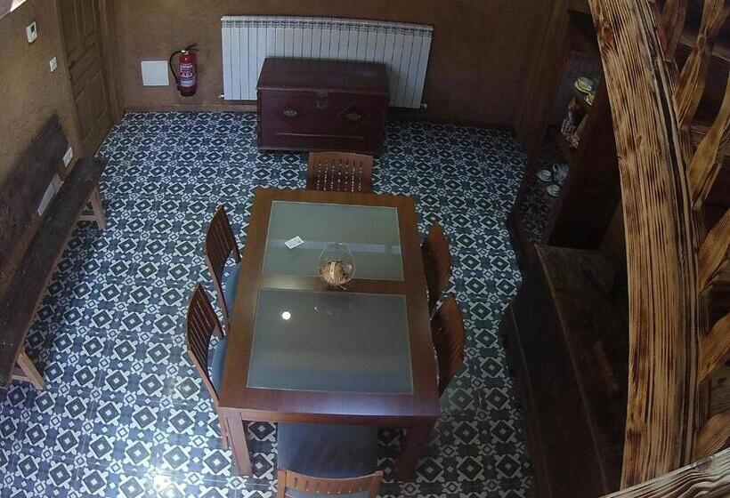스탠다드 룸, El Trasgu De Foncebadon