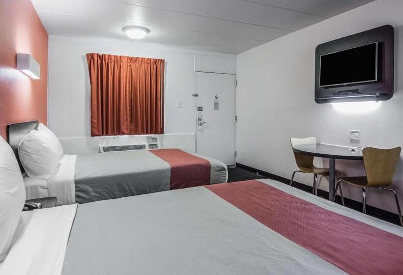 Четырехместный Номер Deluxe, Motel 6 Glassboro, Nj   Rowan University
