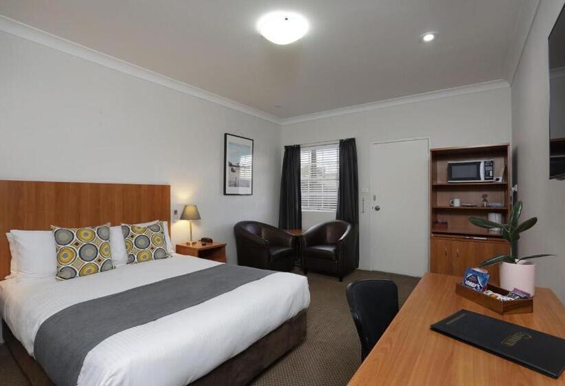 Номер Стандарт, Cadman Motor Inn And Apartments