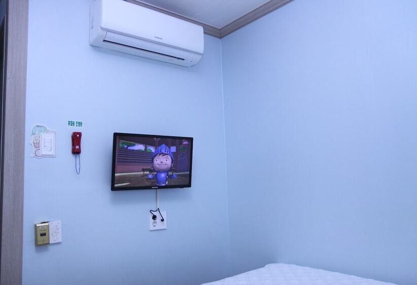 Номер Стандарт, Hostel Dahyun