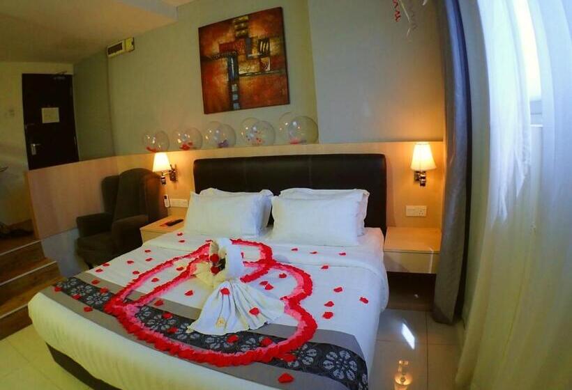 اتاق اجرایی با تخت بزرگ, De Elements Business Hotel Kuala Lumpur