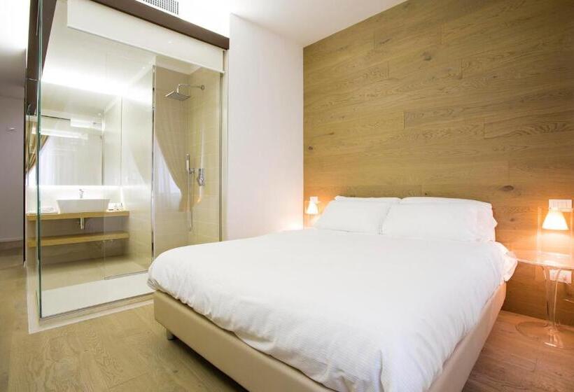 اتاق لوکس, Borgoleoni 18  Room And Breakfast