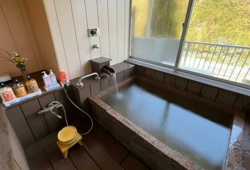 Номер Deluxe, Hinotani Onsen Misugi Resort