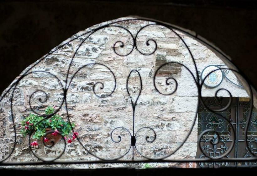 استودیوی استاندارد, Appartamenti San Francesco Spello