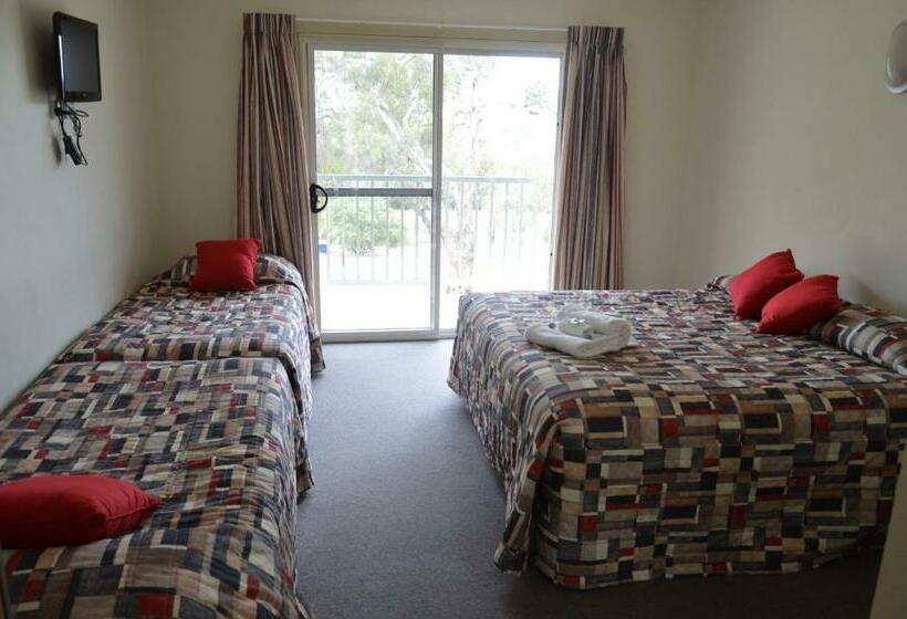 Номер Economy, Bathurst Goldfields Motel At 428 Conrod Straight Mount Panorama