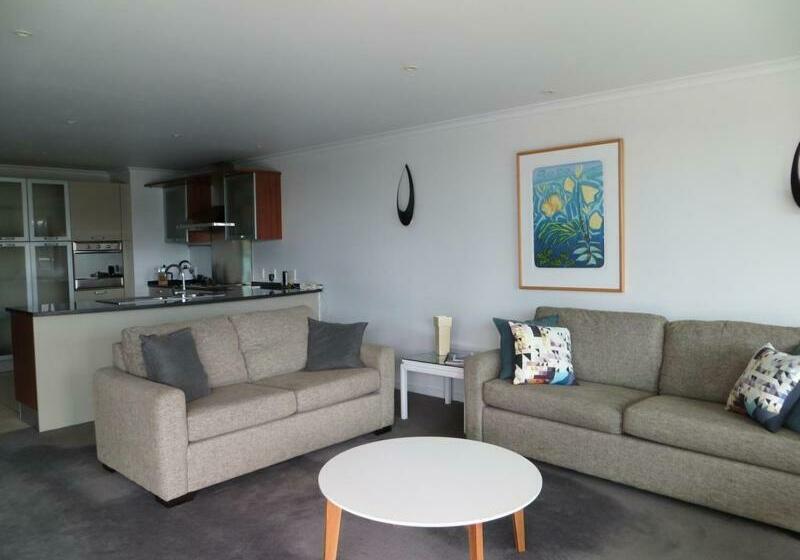 Апартаменты 3 Спальни, Cutterscove Resort Apartments