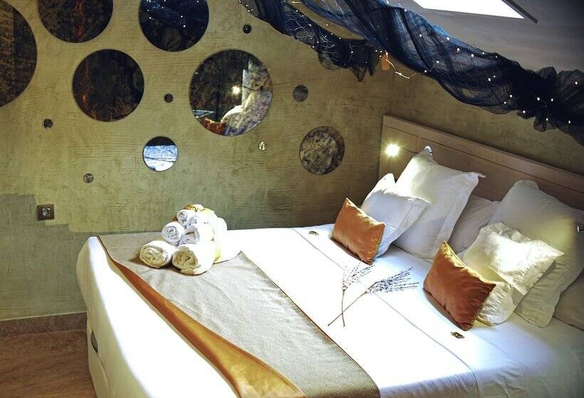 اتاق لوکس, Boutique Patio Del Posadero