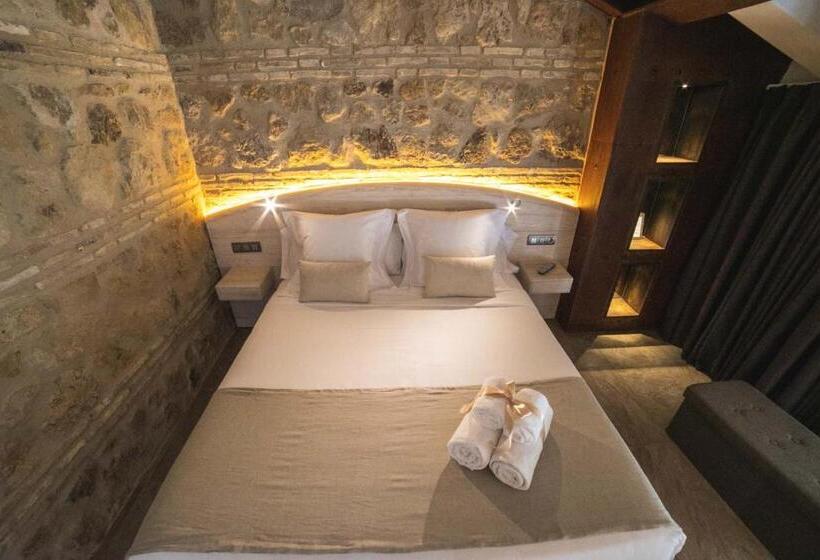 سوییت, Boutique Patio Del Posadero