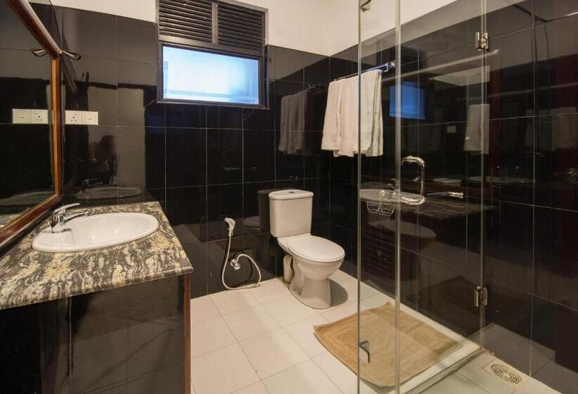 Deluxe Kolmen Hengen Huone, Ceyloni Panorama Resort