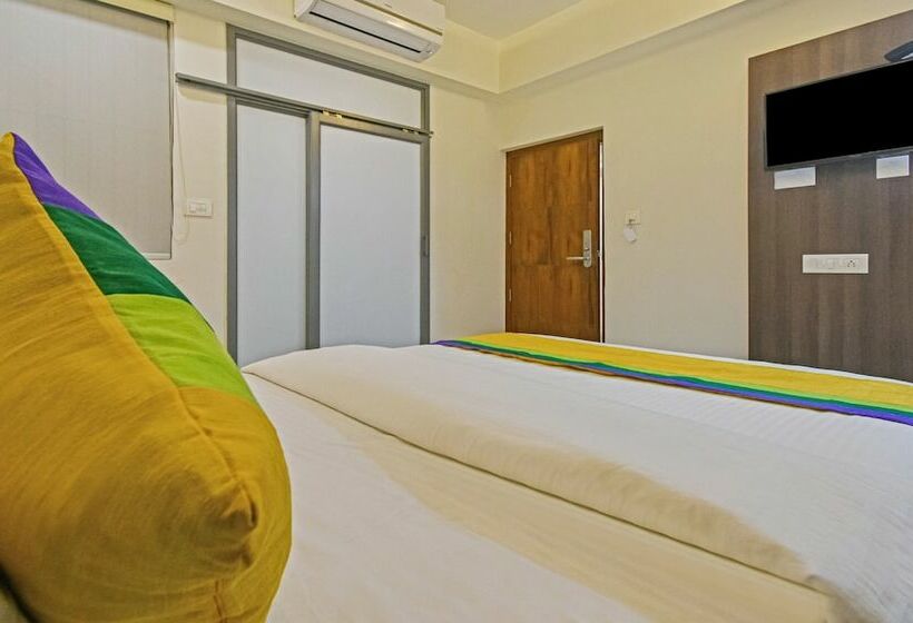 スタンダードルーム, Itsy Hotels Deluxe Inn