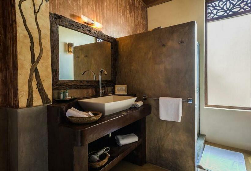 带山景的高级间, Yasmin Hill Longevity Resort   Former Galavilla Boutique Hotel & Spa