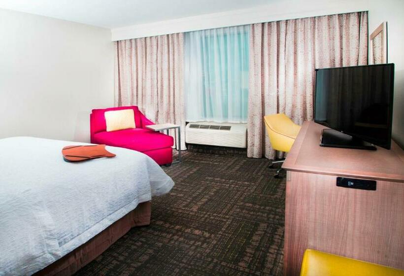 스탠다드 룸 킹사이즈 침대, Hampton Inn & Suites La Porte
