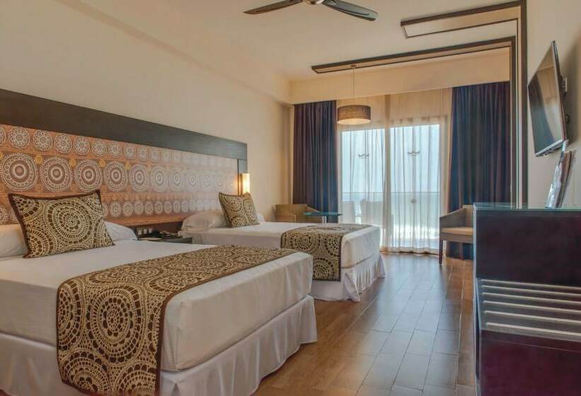 Полулюкс Вид на Море, Riu Sri Lanka All Inclusive