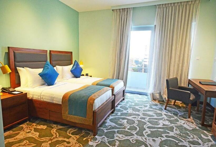 Люкс Повышенной Комфортности, Ocean Edge Suites & Hotel Colombo