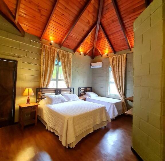 Номер Deluxe, Pousada Camelot Inn
