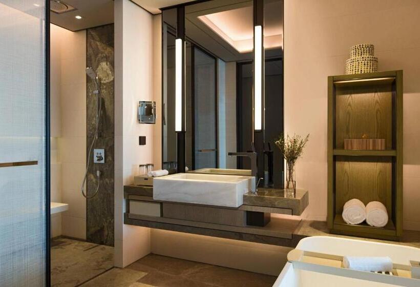 キングサイズベッドのデラックスルーム, Shenzhen Marriott Hotel Nanshan