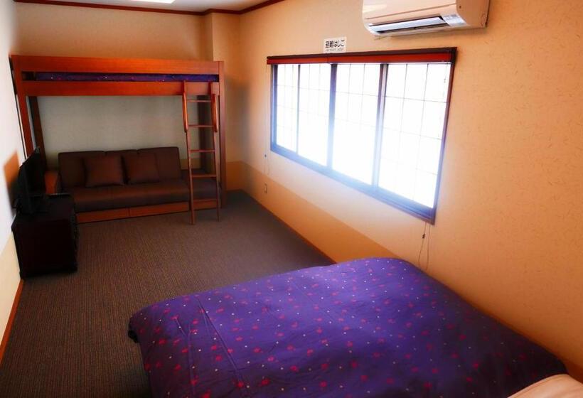 Семейный Номер, K S House Takayama Oasis [2nd K S Hostel]