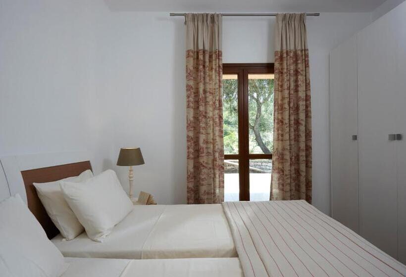 Вилла 5 Спален, Anassa Mare Villas & Residences