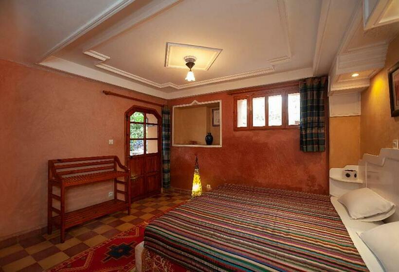 Номер Стандарт, Auberge Le Maquis