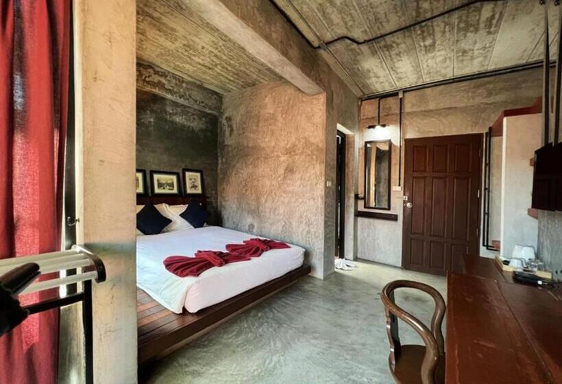 اتاق استاندارد, Aonang Third Place Hometel