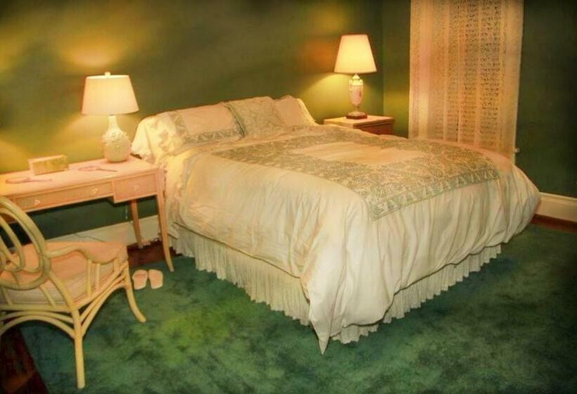 Апартаменты 1 Спальня Нижний Этаж, South Broadway Manor B&b   Near Fallingwater, Ohiopyle State Park, Hiking & Biking Trails Gap