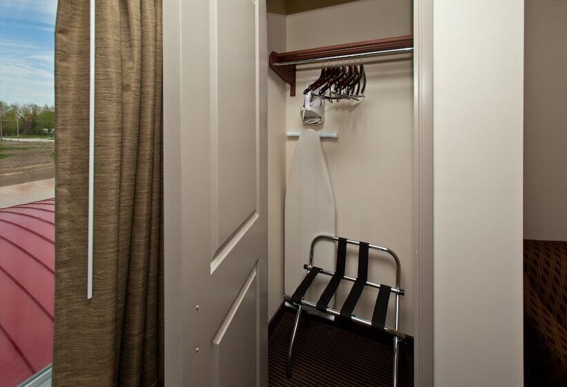 جناح سوبيريور, Americinn By Wyndham Hartford Sd