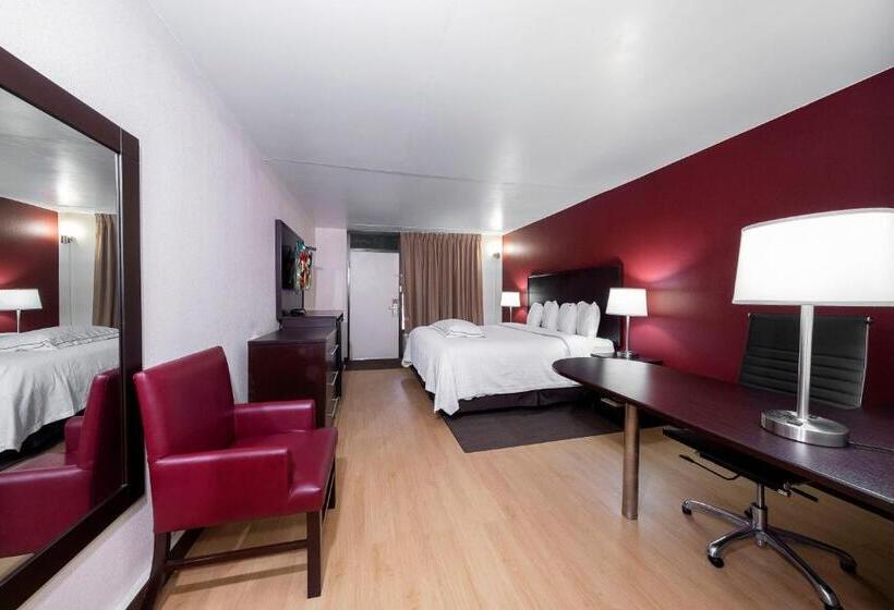 Номер Премиум, Red Roof Inn Plus+ Huntsville – Madison