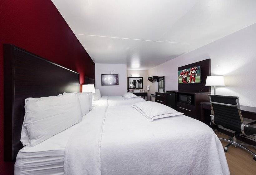 Номер Премиум, Red Roof Inn Plus+ Huntsville – Madison