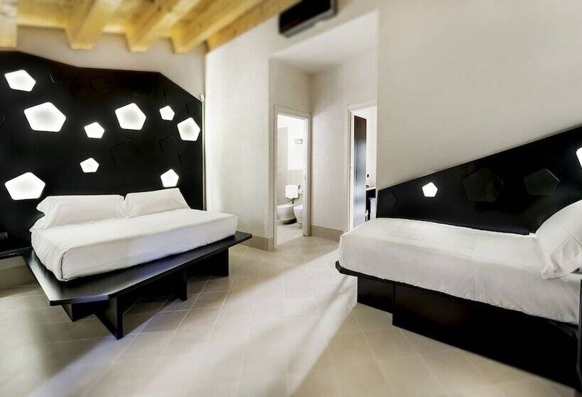 Семейный Номер, Addauro Resort