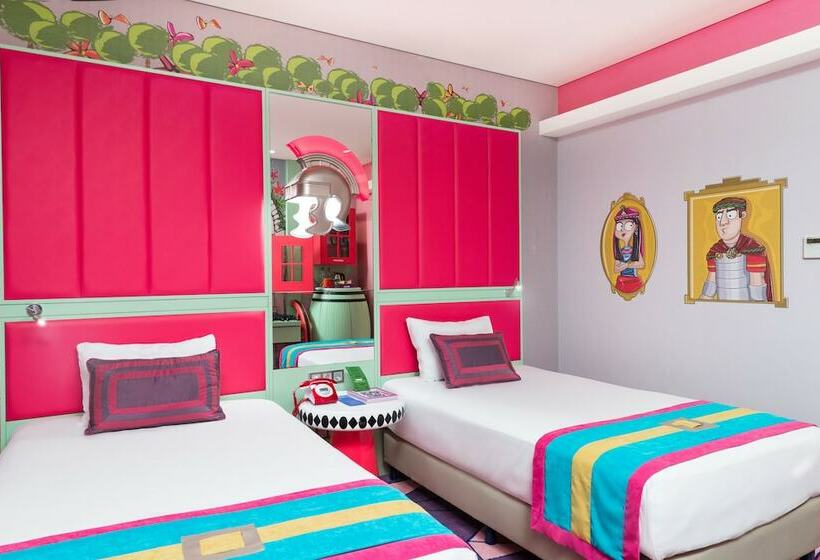 اتاق استاندارد تودرتو, The Land of Legends Kingdom Hotel
