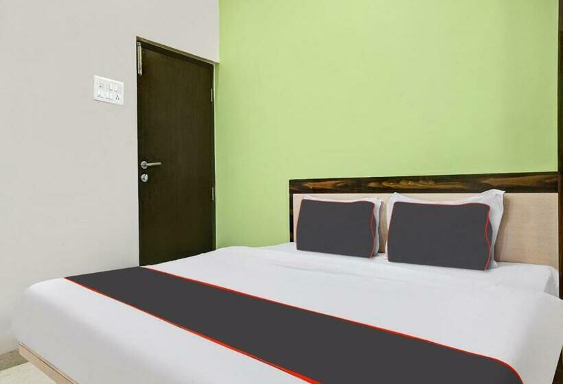 Трехместный Номер Классика, Collection O Hotel Pachratna