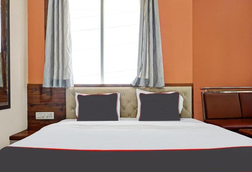 Трехместный Номер Классика, Collection O Hotel Pachratna