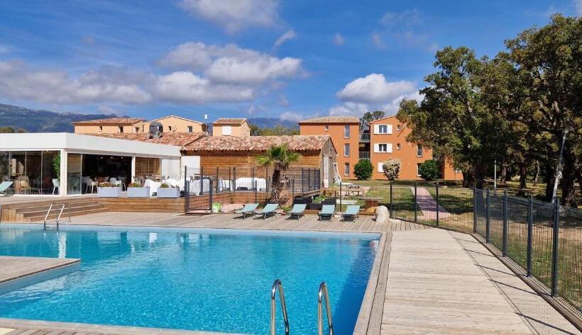 Апартаменты Superior 1 Спальня, T2 4 Personnes Résidence De Vacances Avec 3 Piscines Les Hameaux De Saint Cyprien Lecci De Porto Vec