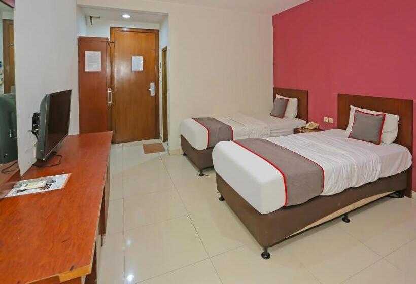 اتاق لوکس, Townhouse Oak Hotel Fiducia Pasar Minggu