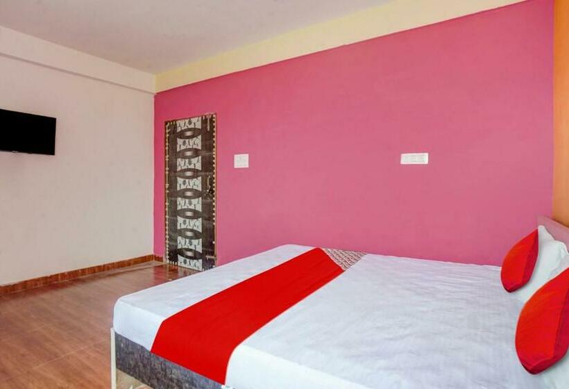اتاق کلاسیک سه تخته, Oyo Flagship 81323  Kashyap Stay