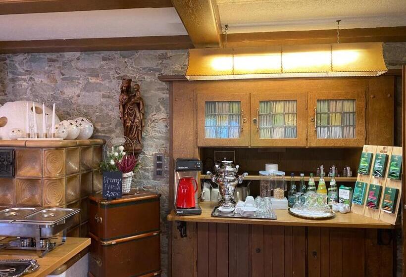 Номер Стандарт Вид на Горы, Golden Gapa Gasthof Zum Lamm