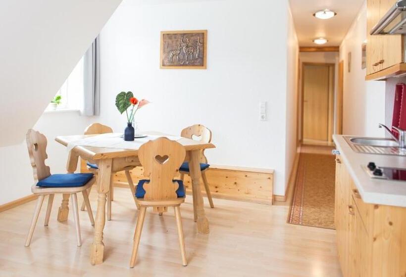 Апартаменты 2 Спальни, Landgasthof Zum Schützen