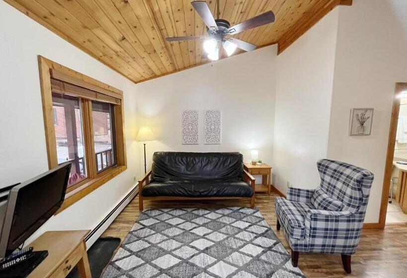 Люкс, Columbine B Cabin Suite