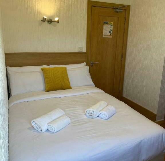 스탠다드 룸, Hughie Mickey Dan S B&b