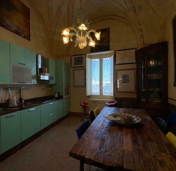 Вилла с 1 спальней и бассейном, Palazzo Raho Art Museum