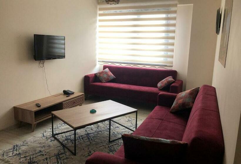 Апартаменты 1 Спальня, Hilal House