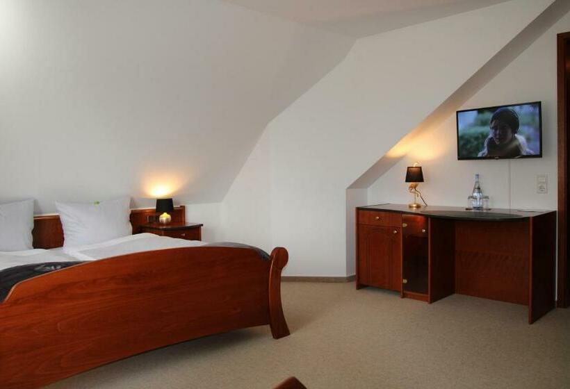 Номер Стандарт, Landhaus Am Golfpark Inhaber Marko Nolden