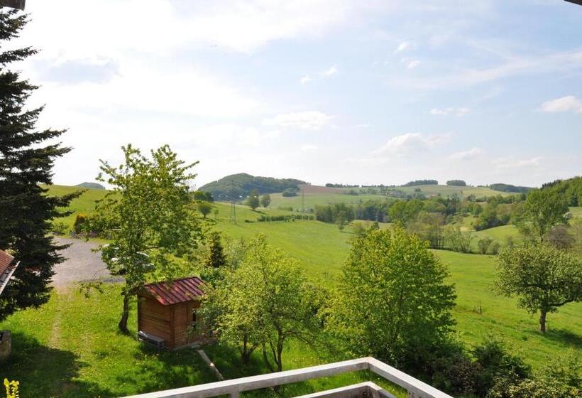 Номер Стандарт с Балконом, Rhön Hotel Sonnenhof   Restaurant & Café