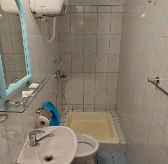 Номер Economy, Motel Azur Km36