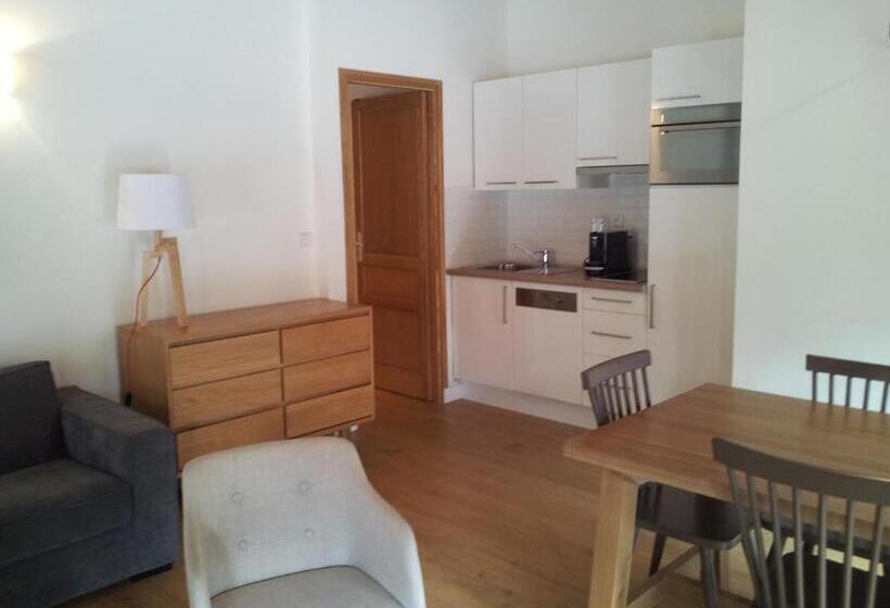 Апартаменты 3 Спальни, Chalet Hotel Régina