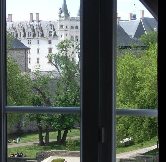 スタンダードシングルルーム, Du Château