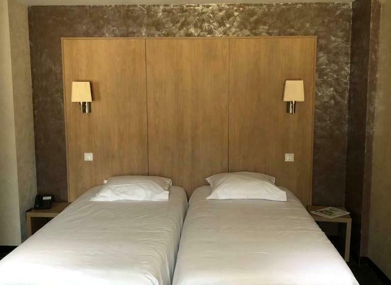 Номер Стандарт, Logis L Hôtel D Arc