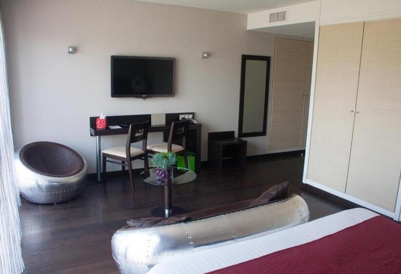 Номер Executive, Logis Hôtel Terre De Loire