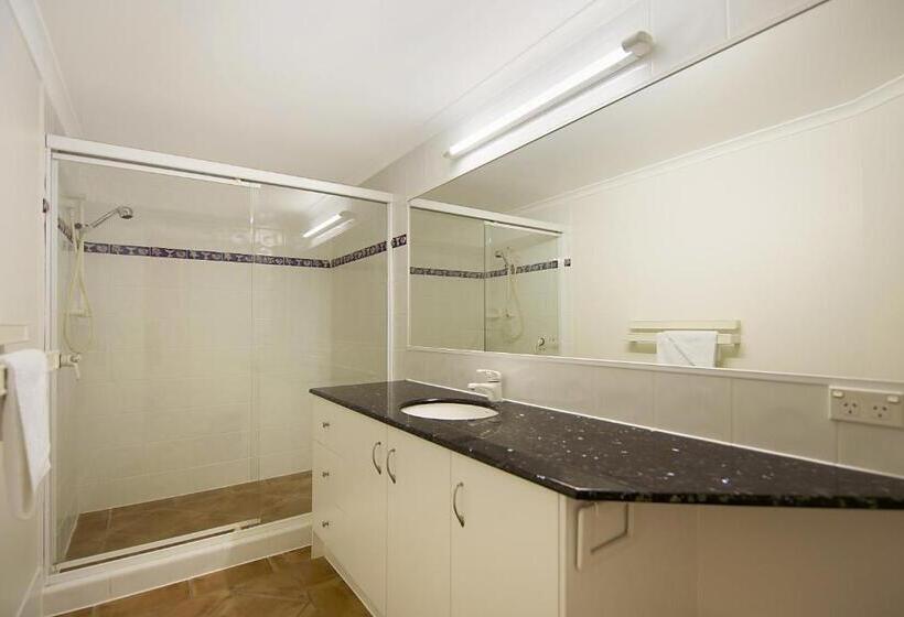 2 Bedroom Premium Apartment Sea View, Whale Watch Ocean Beach Resort